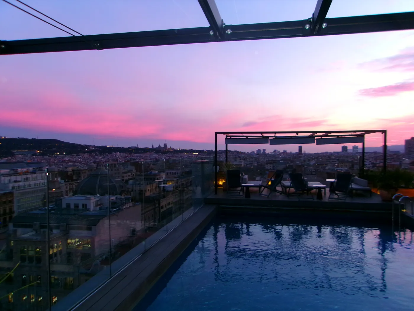 Eleven BCN pool